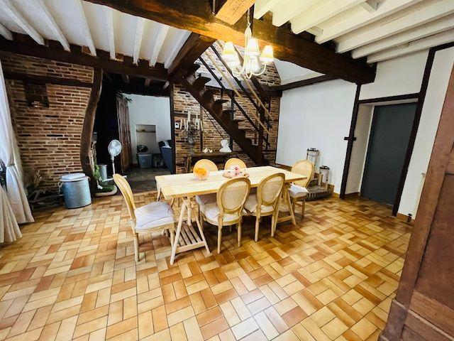 Maison - 96 m² - 4 pièces