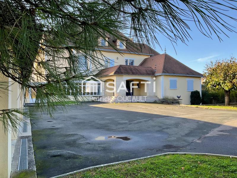 Appartement - 164 m² - 4 pièces