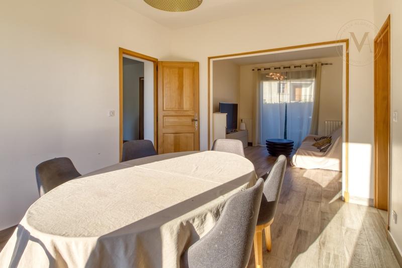 Maison - 90 m² - 6 pièces