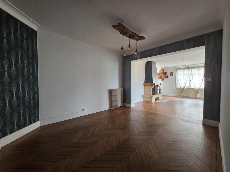 Maison - 145 m² - 6 pièces