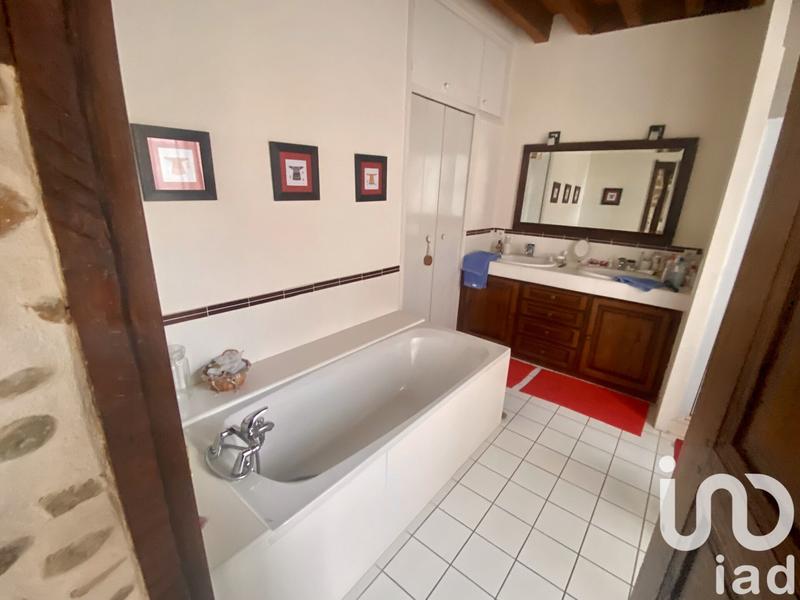 Maison - 412 m² - 10 pièces