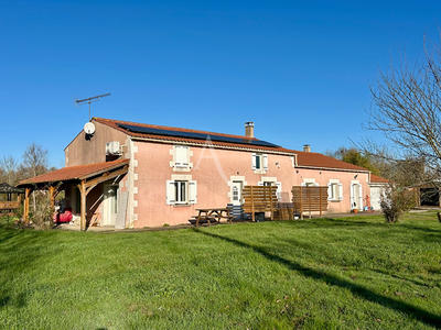 Maison - 176 m² - 6 pièces