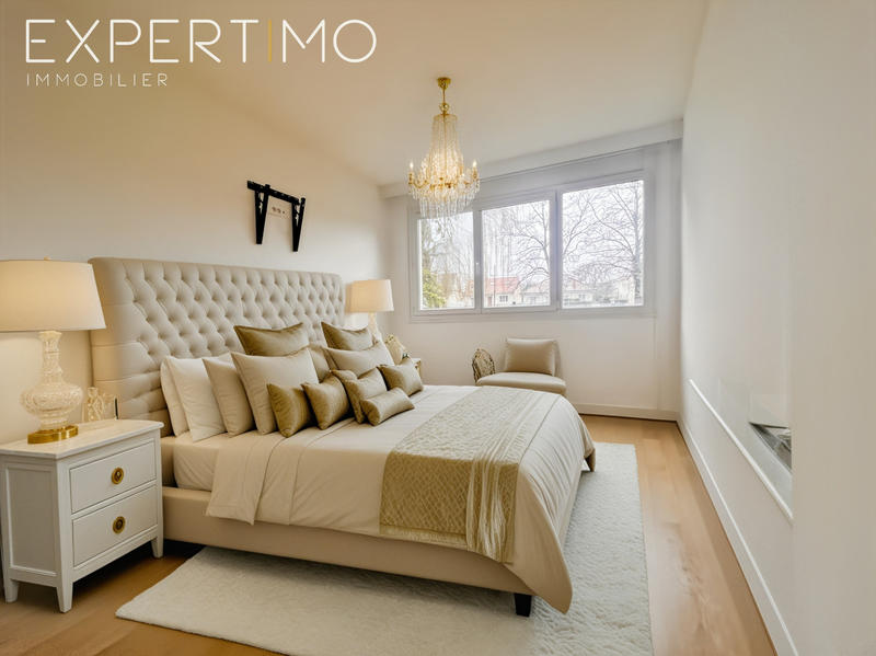 Appartement - 90 m² - 4 pièces