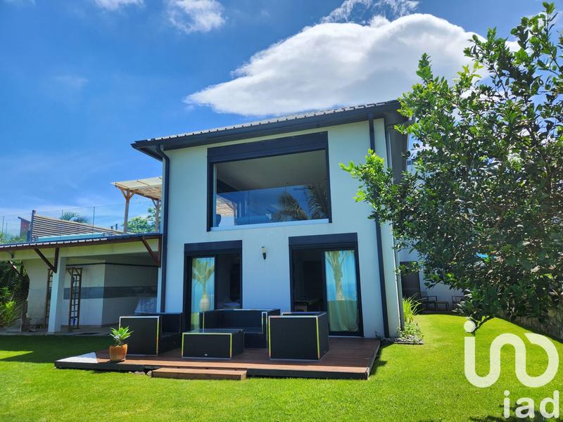 Maison - 161 m² - 5 pièces