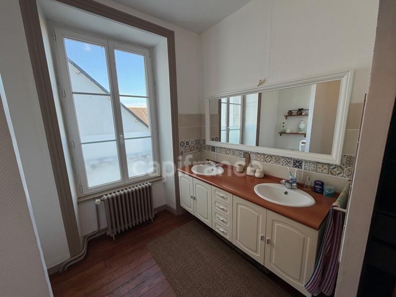 Maison de maîtres - 416 m² - 13 pièces