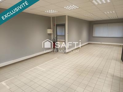 Local commercial - 723 m² - 8 pièces