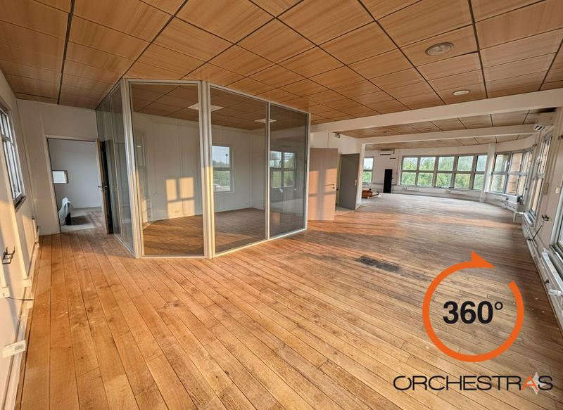 Bureau - 213 m²