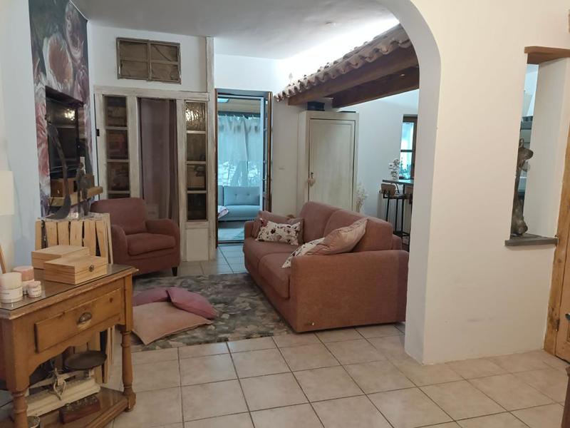 Immeuble - 150 m² - 7 pièces