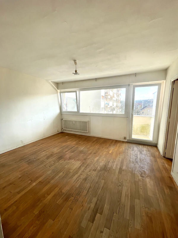 Appartement - 65 m² - 4 pièces