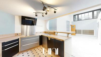 Duplex - 203 m² - 6 pièces