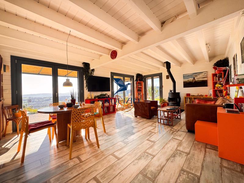 Maison - 83 m² - 3 pièces