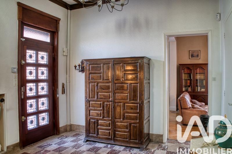 Maison - 181 m² - 7 pièces