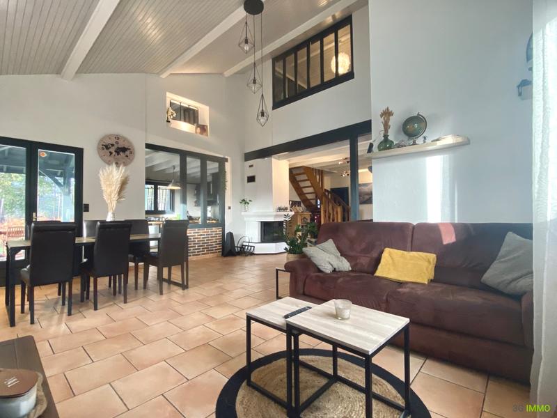 Maison - 115 m² - 6 pièces