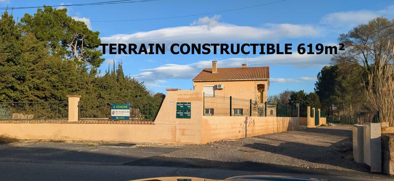 Terrain constructible - 619 m²