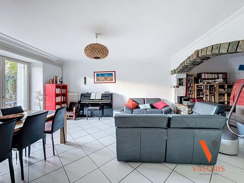 Maison - 127 m² - 6 pièces