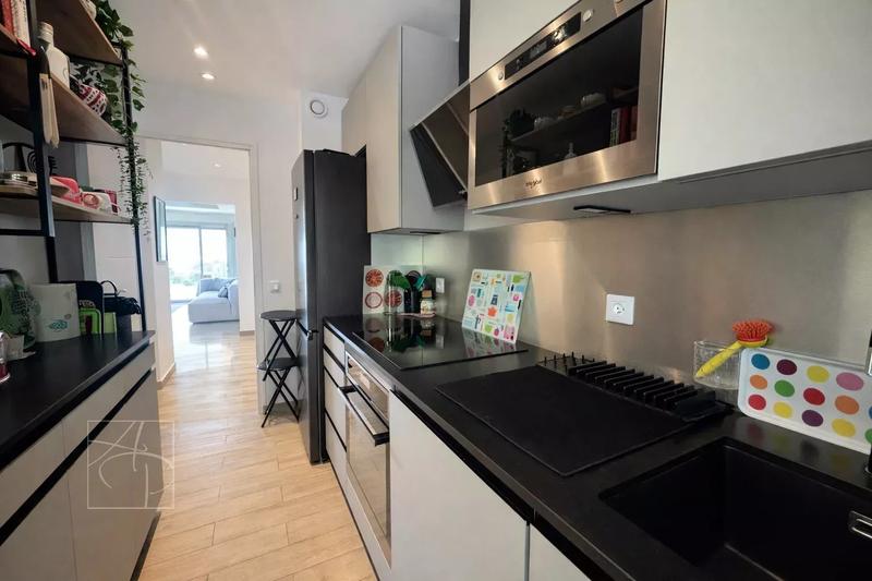 Appartement - 68 m² - 2 pièces