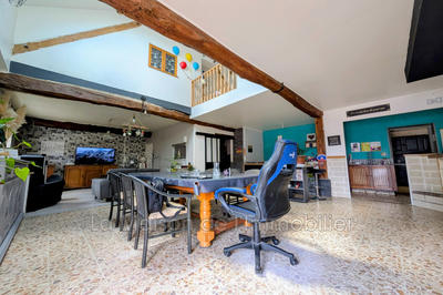 Maison - 293 m² - 10 pièces