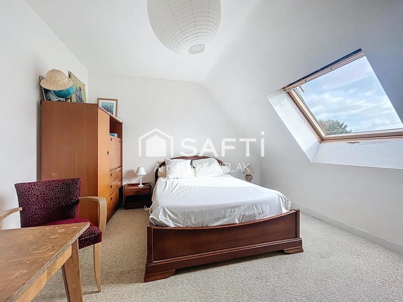 Maison - 159 m² - 6 pièces