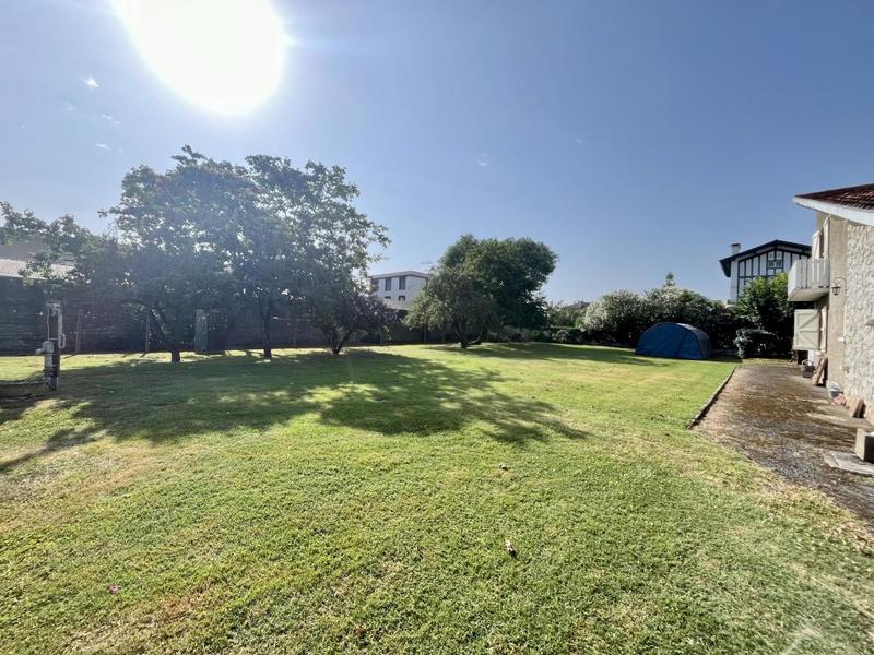 Pavillon - 147 m² - 5 pièces