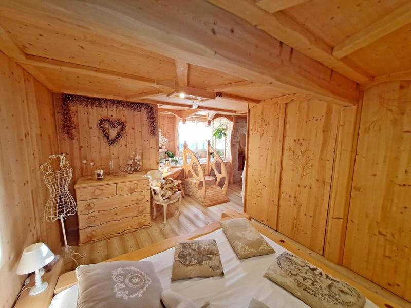 Châlet - 218 m² - 11 pièces