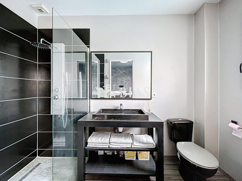 Maison contemporaine - 172 m² - 5 pièces