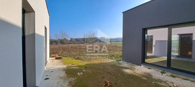 Maison - 180 m² - 7 pièces