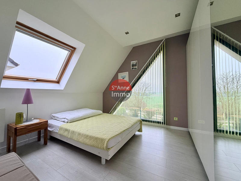 Maison - 200 m² - 10 pièces