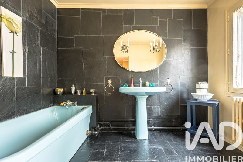 Maison - 161 m² - 9 pièces