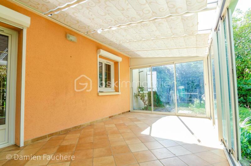 Maison traditionnelle - 148 m² - 7 pièces