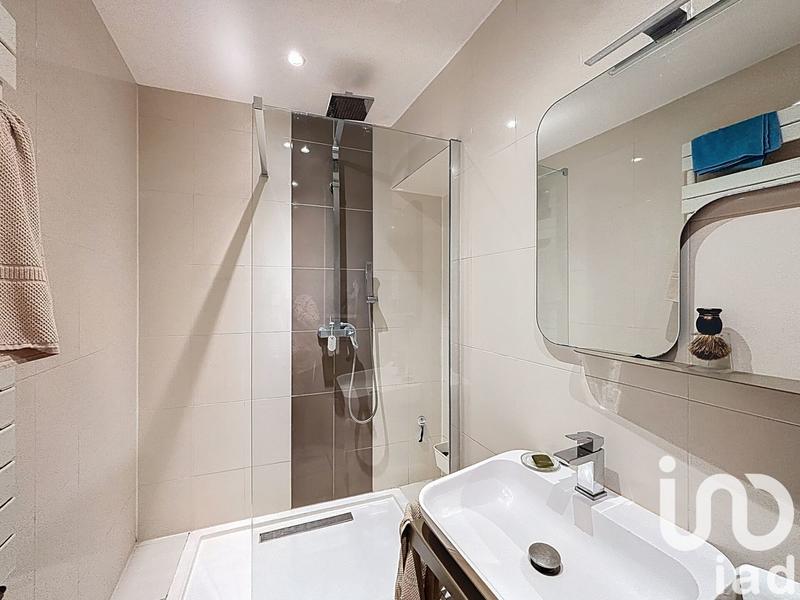 Maison - 196 m² - 5 pièces