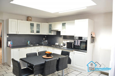 Maison - 141 m² - 5 pièces