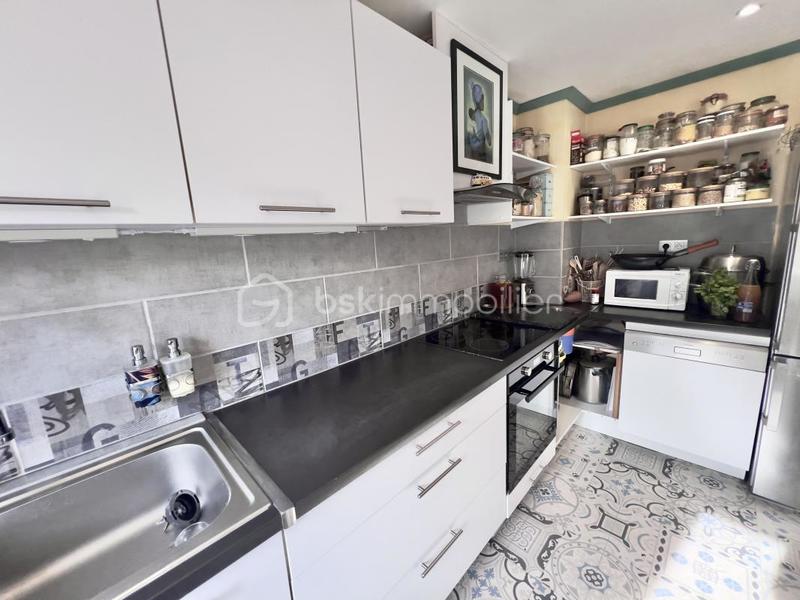 Maison - 262 m² - 9 pièces