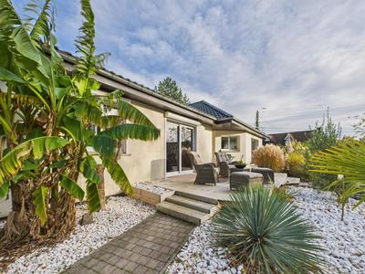 Maison - 215 m² - 7 pièces