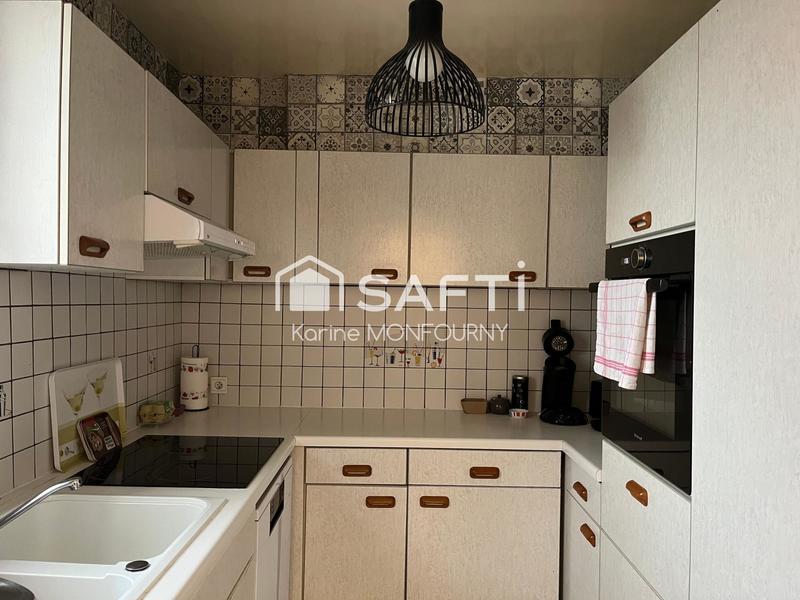 Appartement - 101 m² - 3 pièces