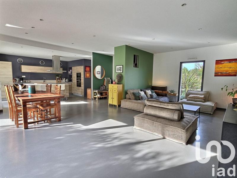 Maison - 137 m² - 6 pièces