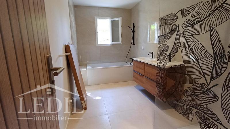 Maison - 122 m² - 5 pièces