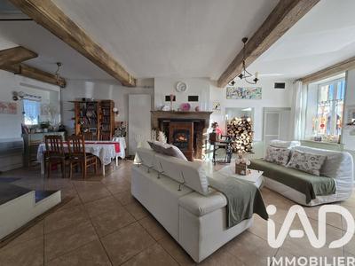 Maison de village - 212 m² - 7 pièces