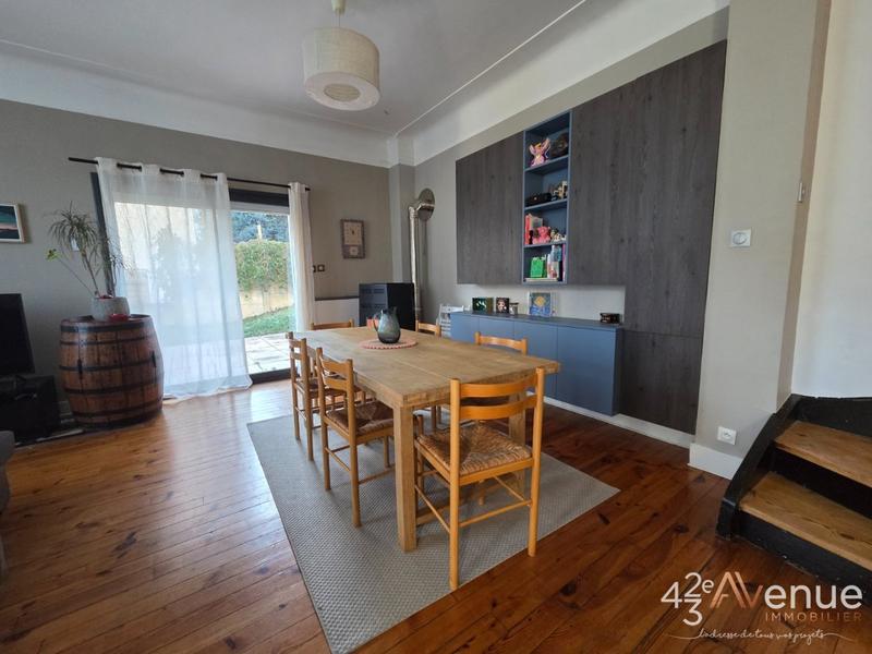 Maison - 135 m² - 6 pièces