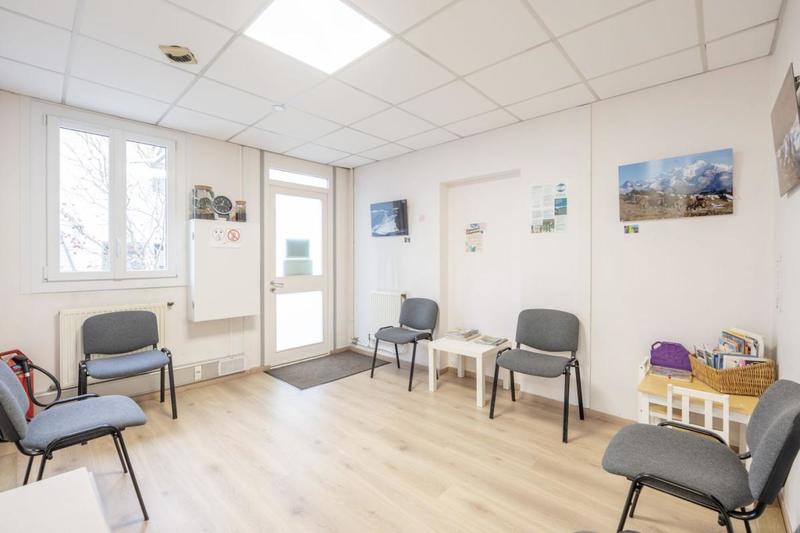 Bureau - 110 m² - 5 pièces