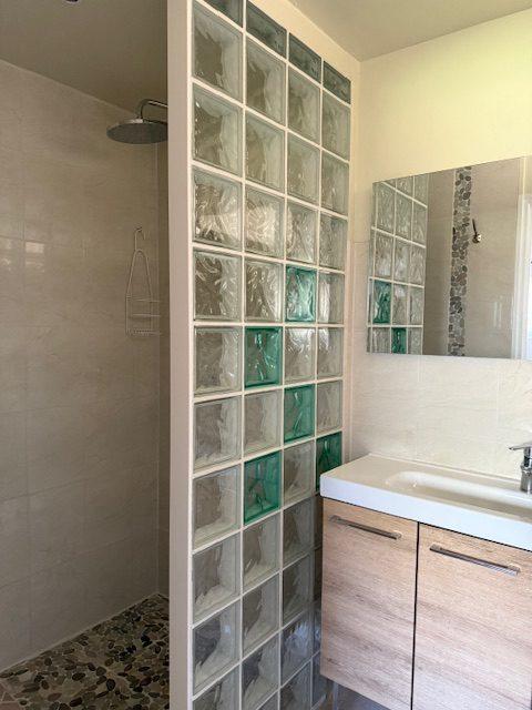 Maison - 259 m² - 9 pièces