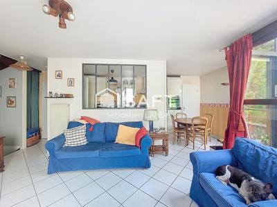 Appartement - 70 m² - 3 pièces