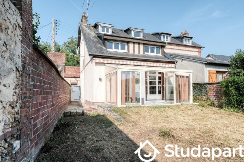 Chambre - 15 m² - 1 pièce