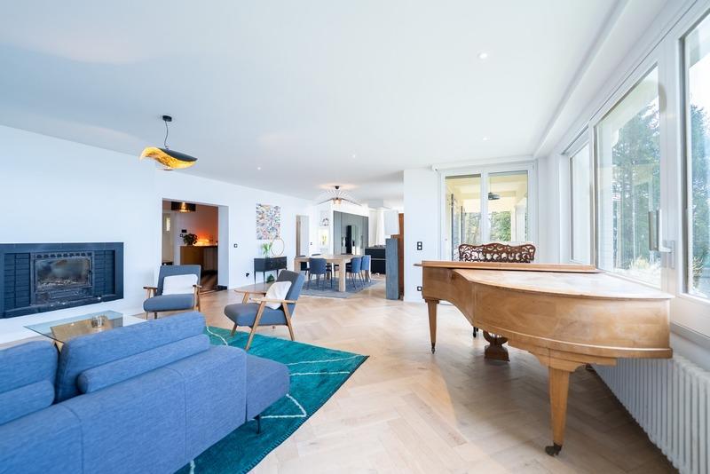 Maison - 246 m² - 6 pièces