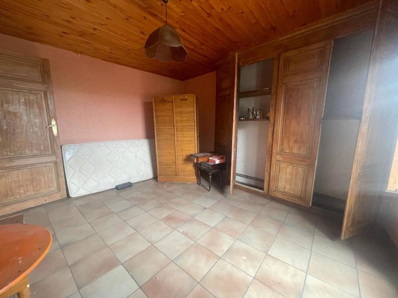 Maison - 300 m² - 9 pièces