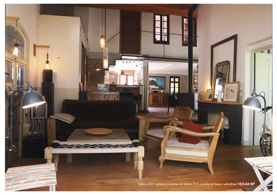 Maison - 240 m² - 7 pièces