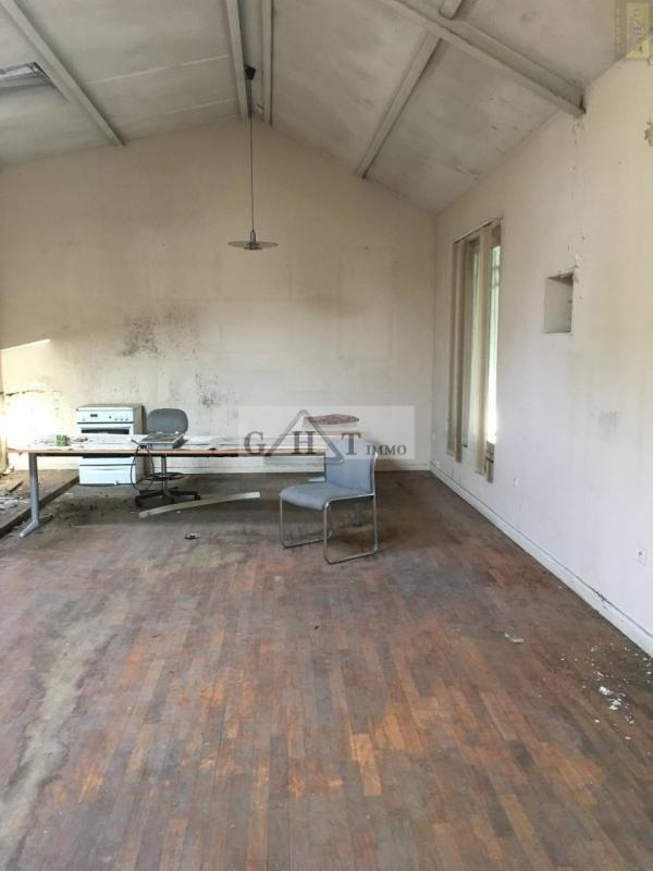 Entrepôt - 1 009 m²