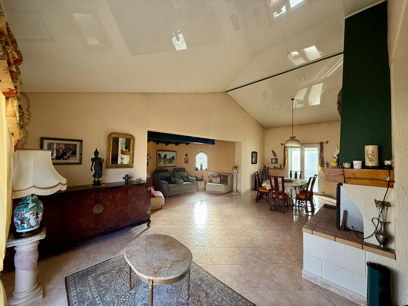 Maison - 191 m² - 6 pièces