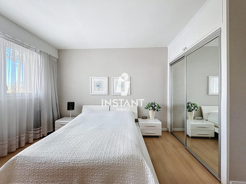 Appartement - 99 m² - 5 pièces