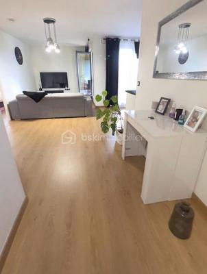 Appartement - 56 m² - 2 pièces