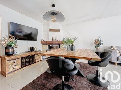 Maison - 93 m² - 5 pièces